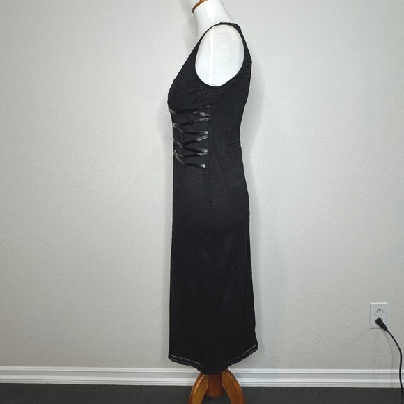 Whimsigoth Goth NEW Midi Lace Sheath Bodycon Dress MED Fashion Nova Modern Muse - Picture 6 of 11